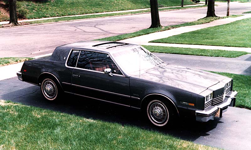 85_toronado.jpg